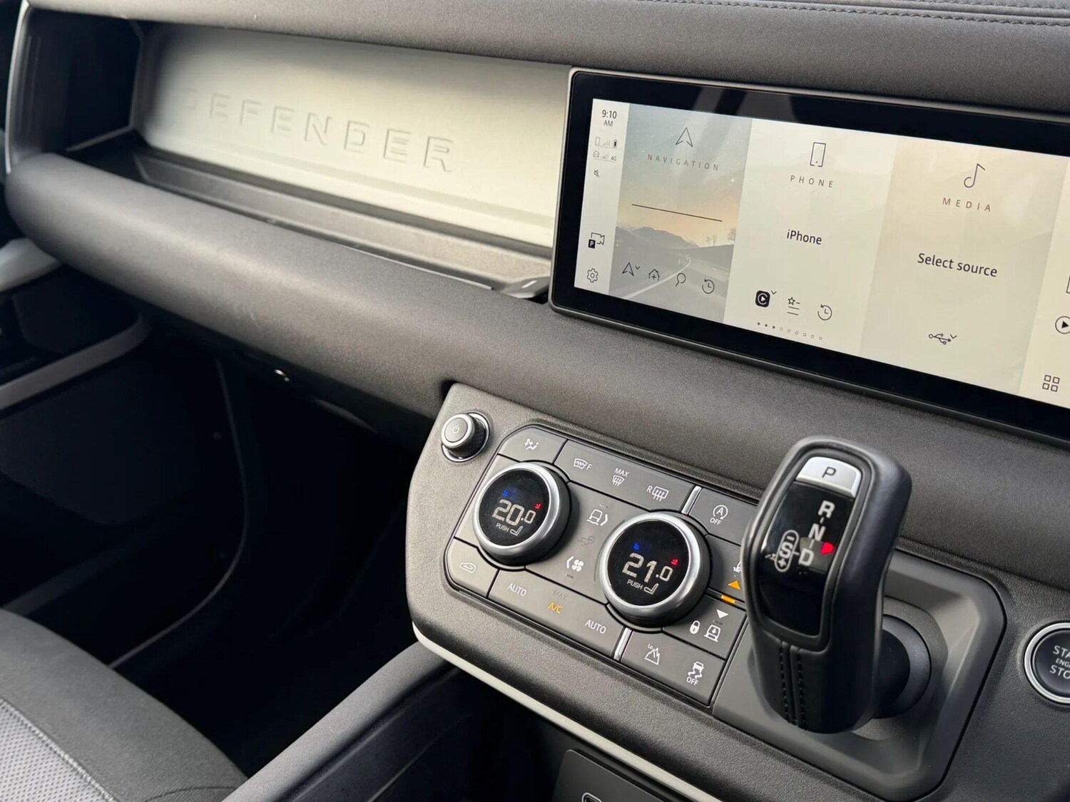 Used Land Rover Defender 2020 for sale - 77575196: Photo 23