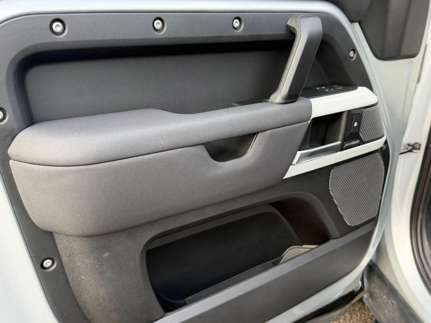 Used Land Rover Defender 2020 for sale - 77575196: Photo 27