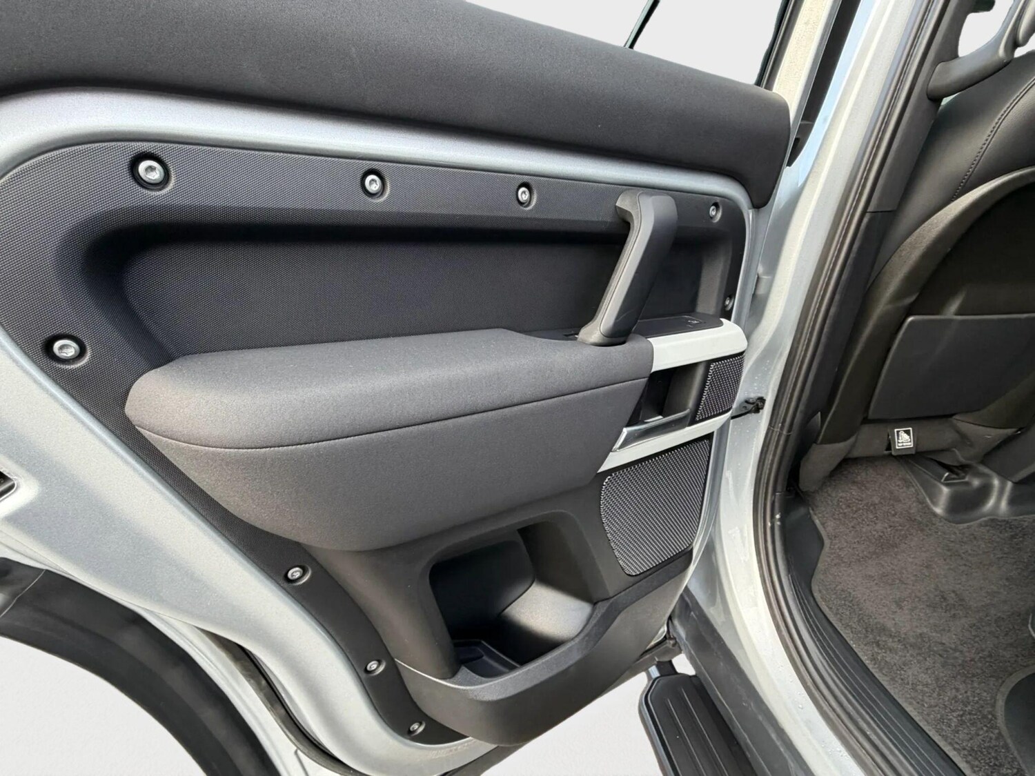 Used Land Rover Defender 2020 for sale - 77575196: Photo 30