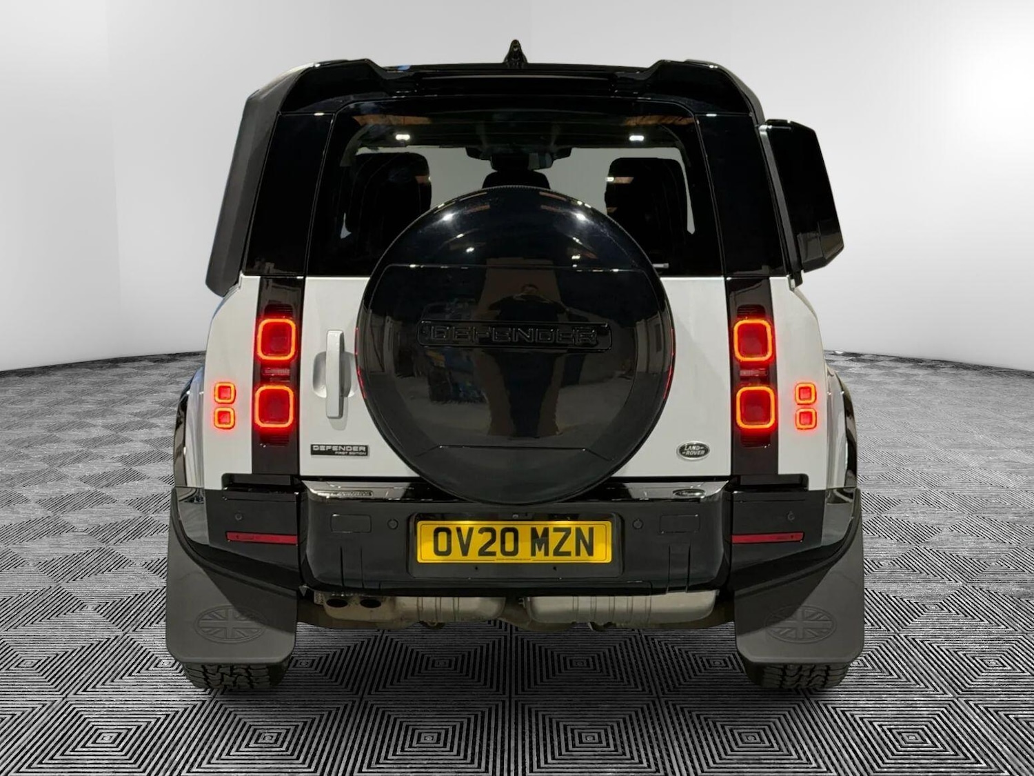 Used Land Rover Defender 2020 for sale - 77575196: Photo 7