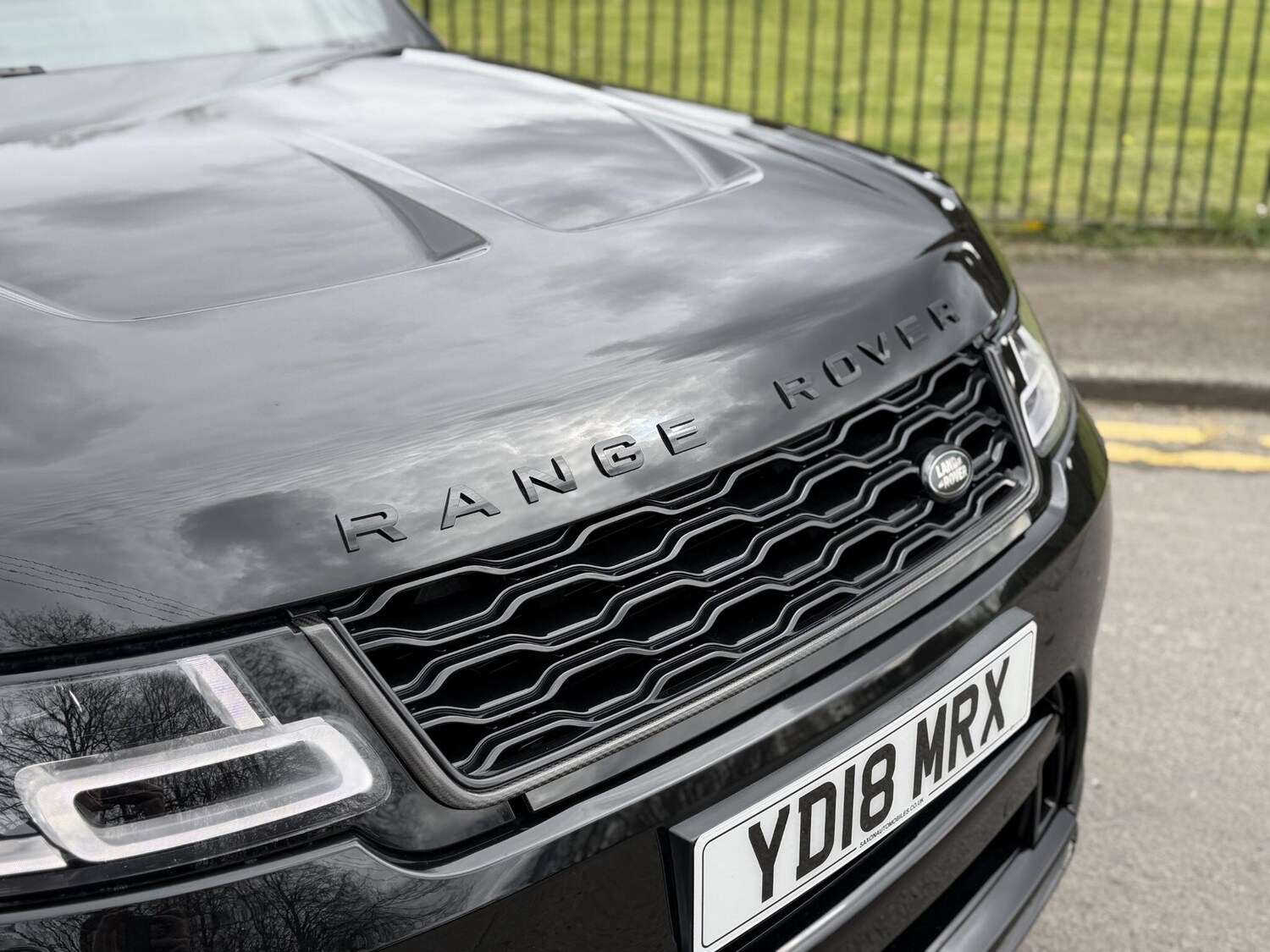 Used Land Rover Range Rover Sport 2018 for sale - 78073119: Photo 11