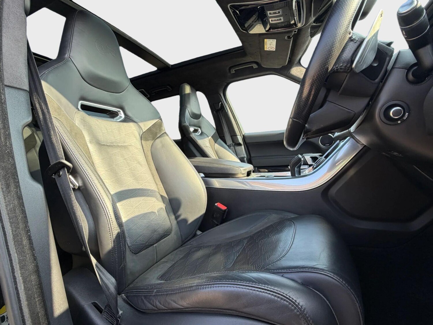 Used Land Rover Range Rover Sport 2018 for sale - 78073119: Photo 32