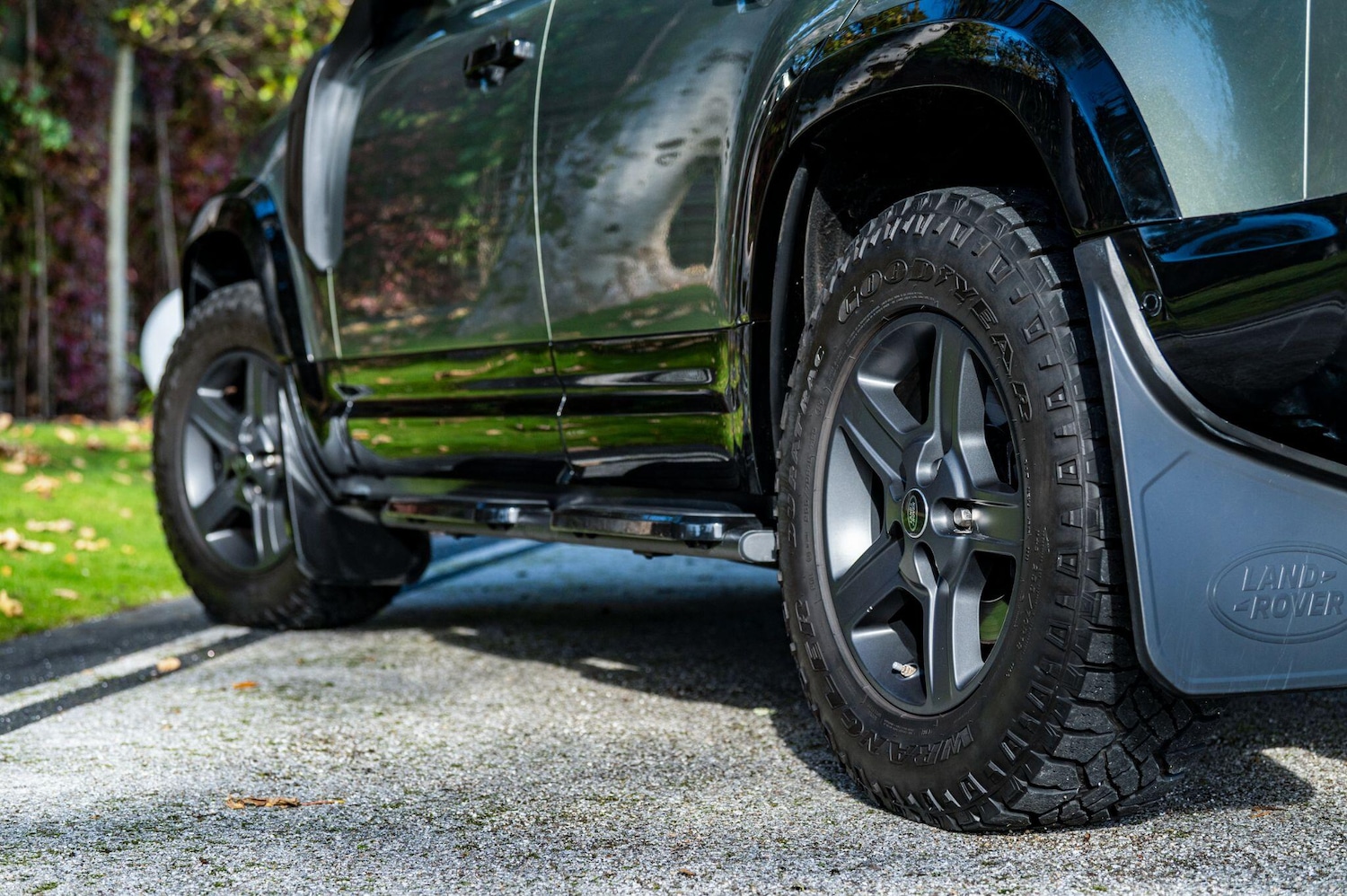 Used Land Rover Defender 110 for sale - 76476672: Photo 21