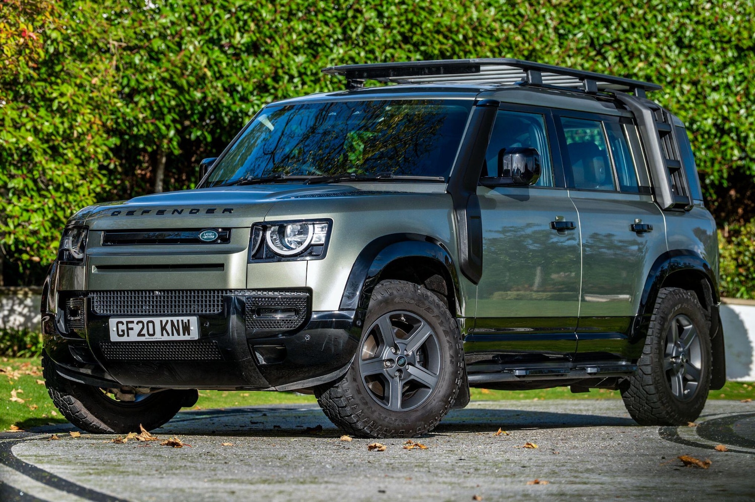 Used Land Rover Defender 110 for sale - 76476672: Photo 3