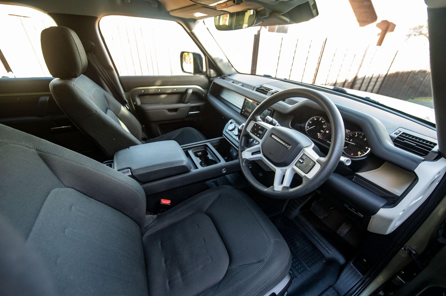 Used Land Rover Defender 110 for sale - 76476672: Photo 32