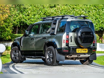 Used Land Rover Defender 110 2020 for sale - 76476672: Photo