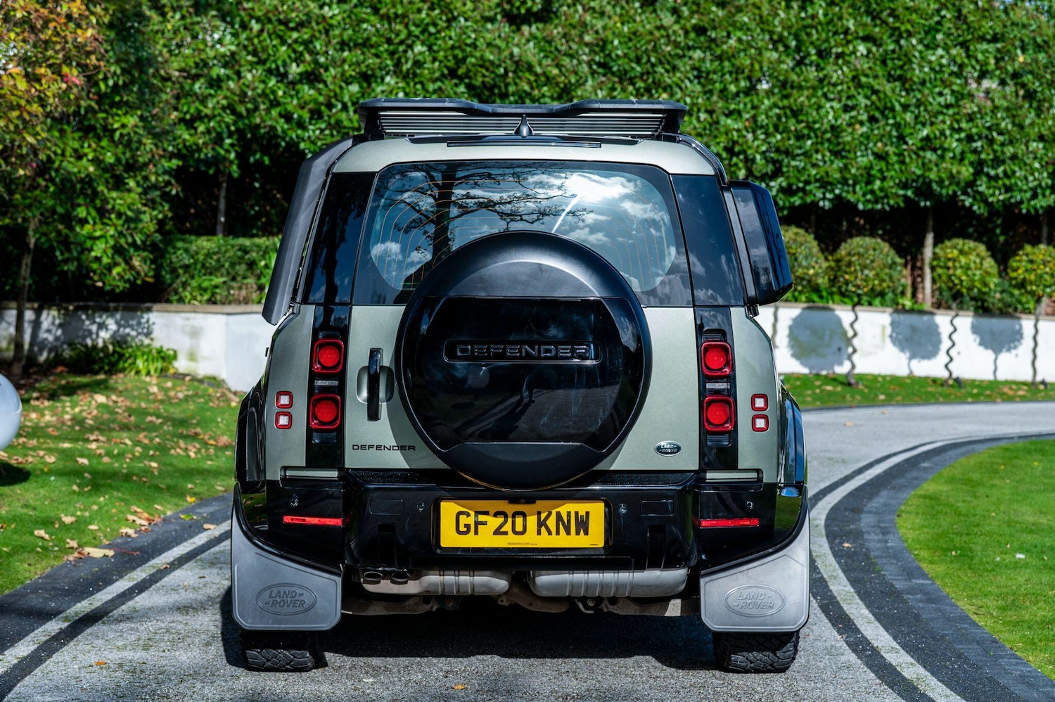 Used Land Rover Defender 110 for sale - 76476672: Photo 6