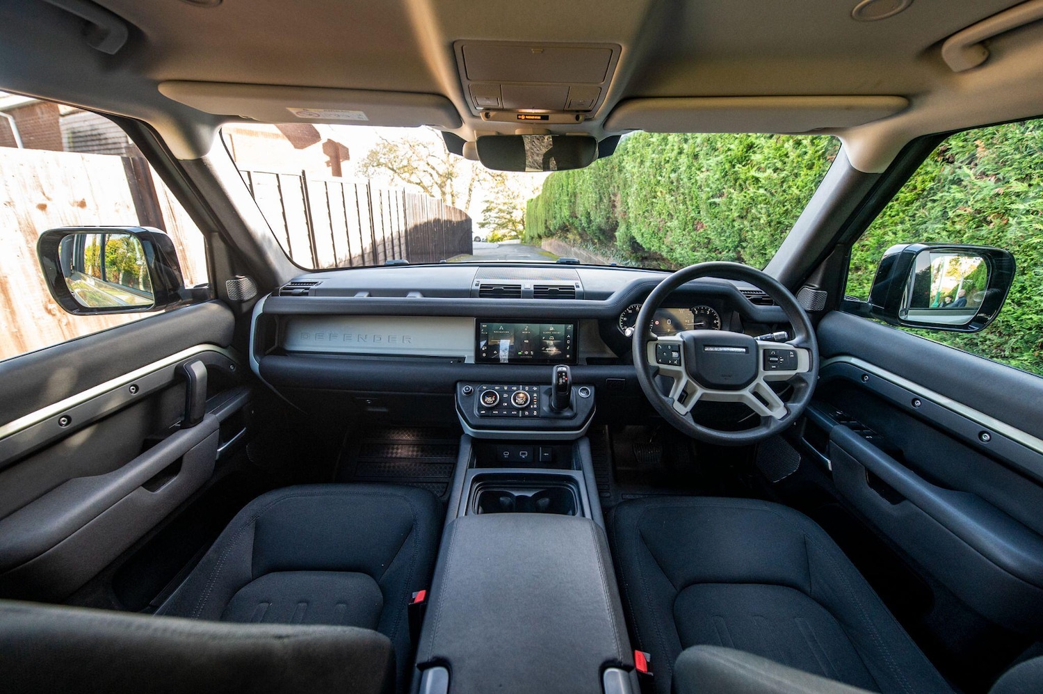 Used Land Rover Defender 110 for sale - 76476672: Photo 8