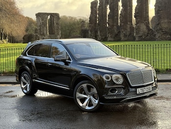Used Bentley Bentayga 2017 for sale - 76572527: Photo
