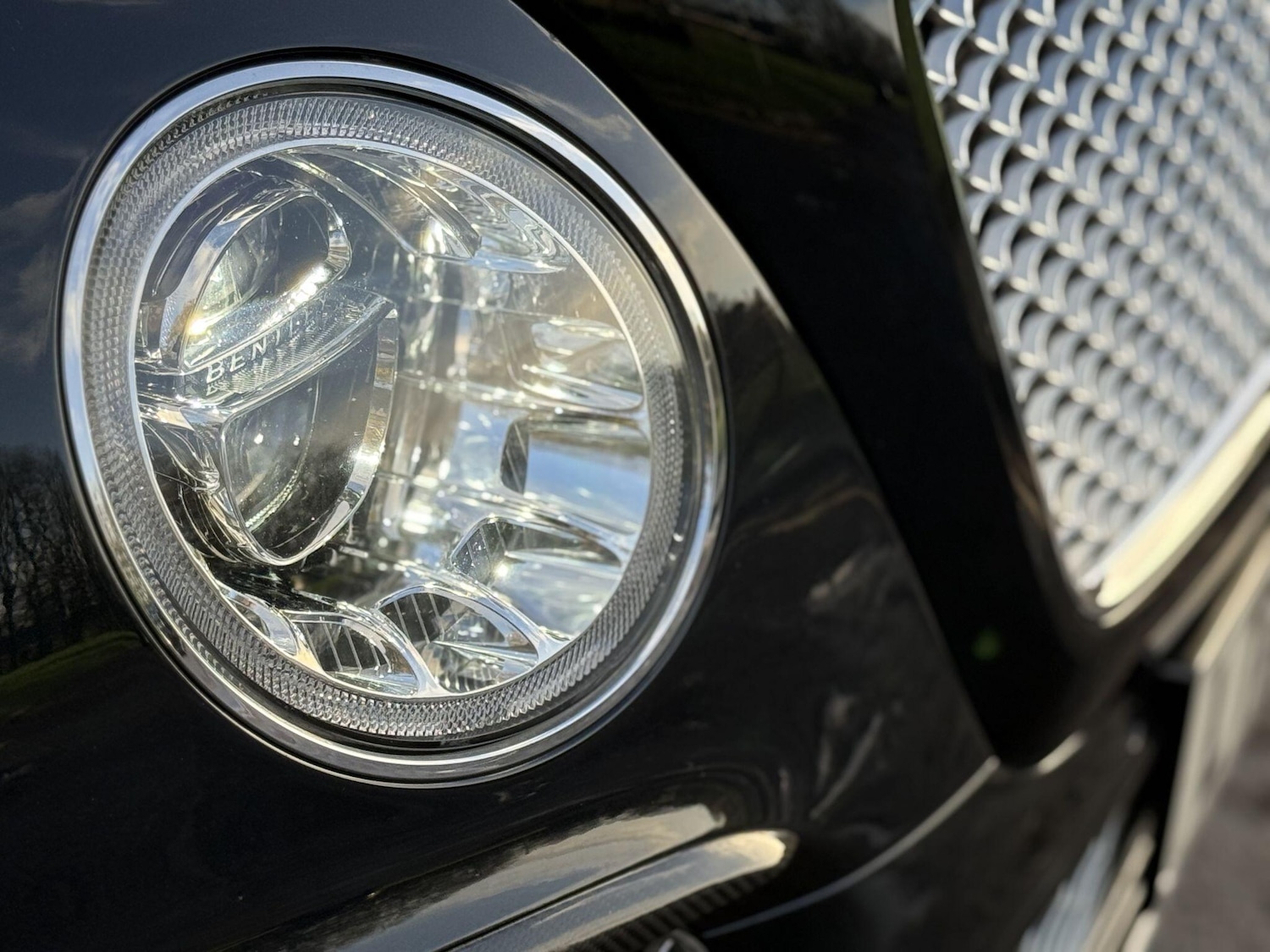 Used Bentley Bentayga 2017 for sale - 76572527: Photo 26