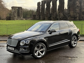 Used Bentley Bentayga 2017 for sale - 76572527: Photo