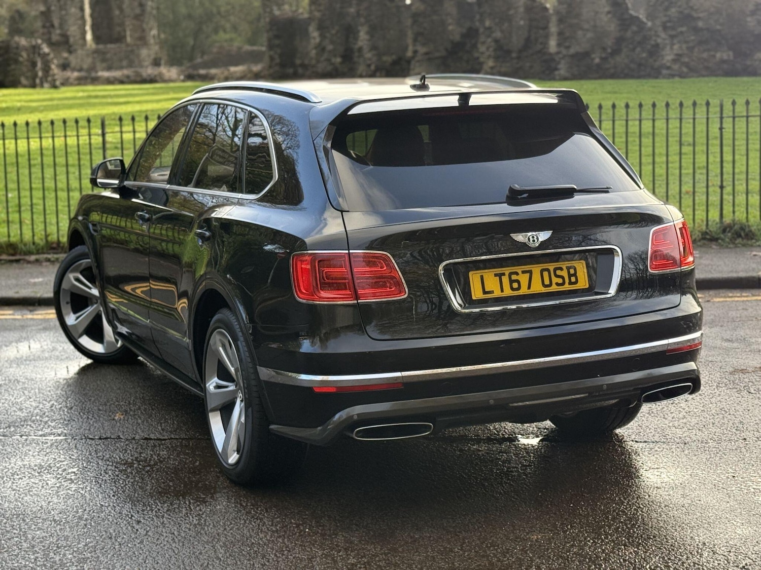 Used Bentley Bentayga 2017 for sale - 76572527: Photo 5