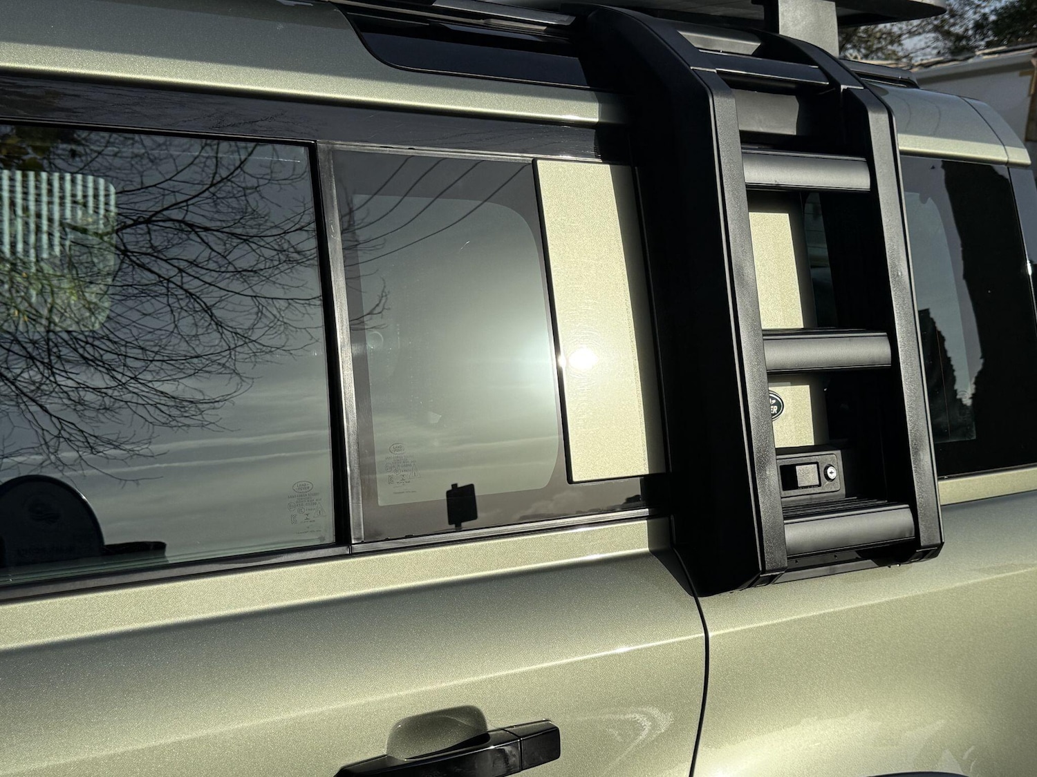 Used Land Rover Defender 2020 for sale - 76573483: Photo 16