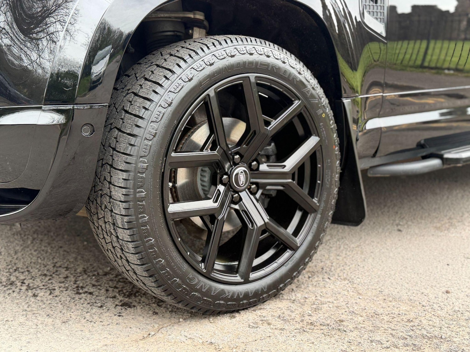 Used Land Rover Defender 2021 for sale - 78100176: Photo 11