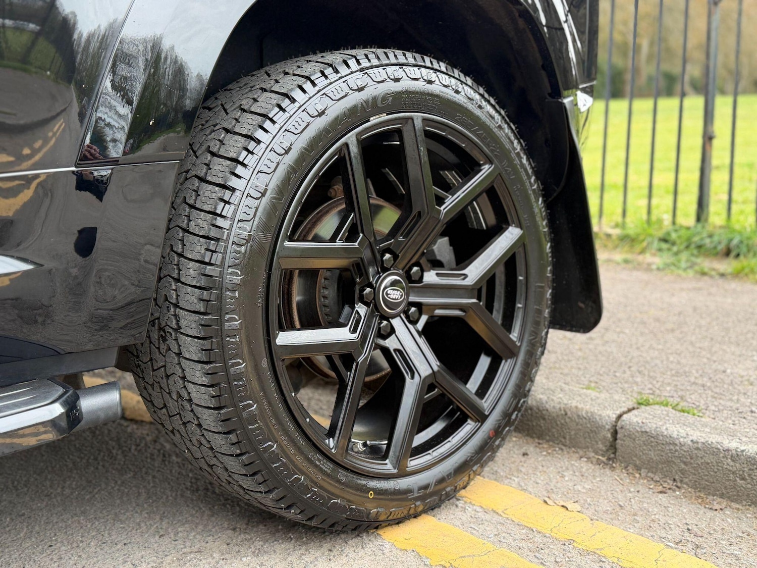 Used Land Rover Defender 2021 for sale - 78100176: Photo 12