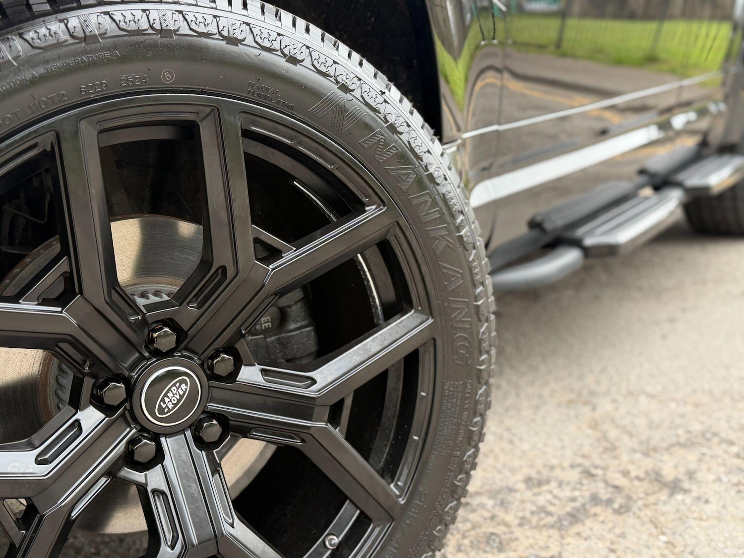 Used Land Rover Defender 2021 for sale - 78100176: Photo 13