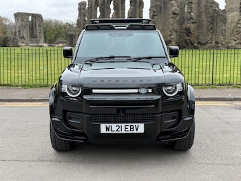 Used Land Rover Defender 2021 for sale - 78100176: Photo