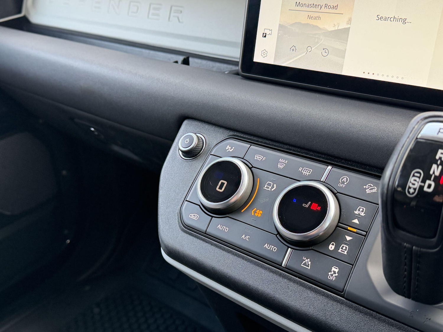 Used Land Rover Defender 2021 for sale - 78100176: Photo 50