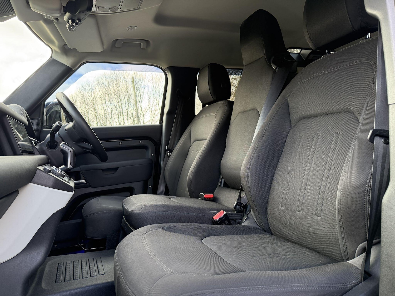 Used Land Rover Defender 2021 for sale - 78100176: Photo 52