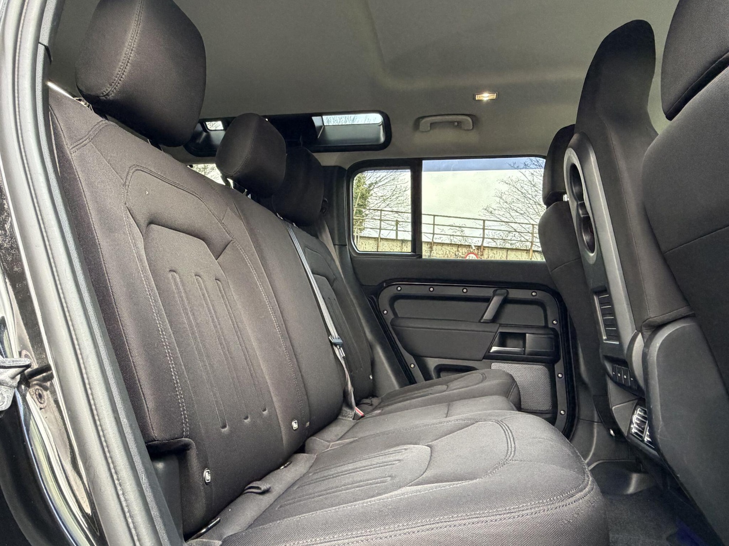 Used Land Rover Defender 2021 for sale - 78100176: Photo 55