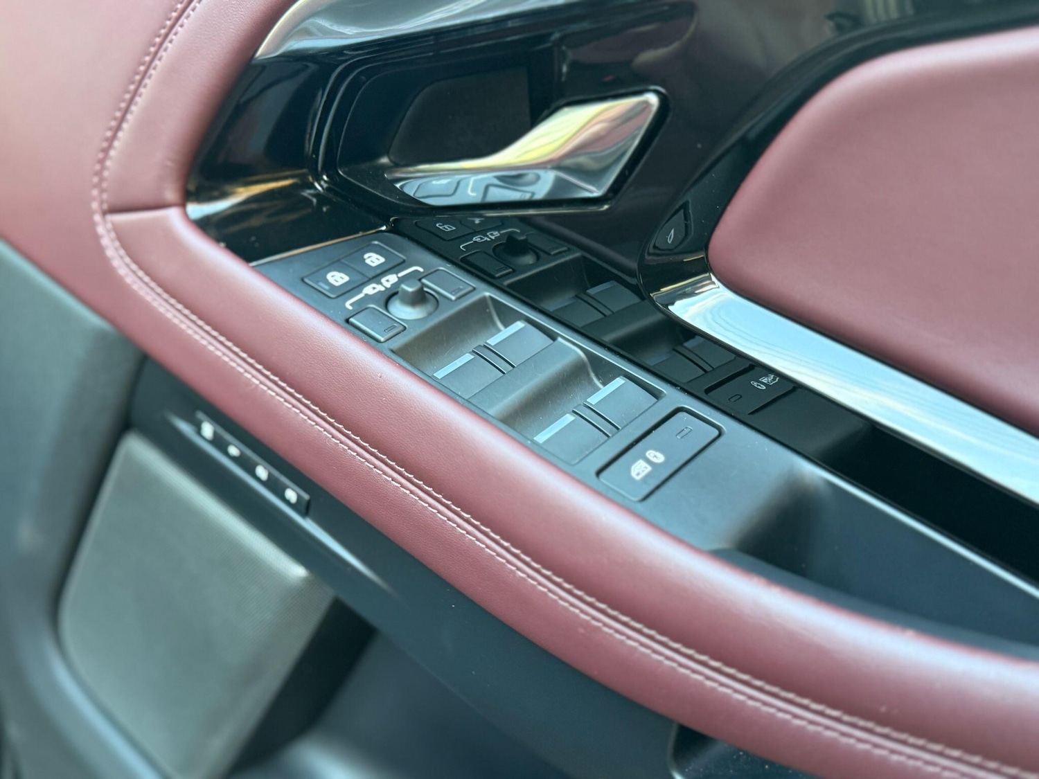 Used Land Rover Range Rover Evoque 2022 for sale - 76801553: Photo 24