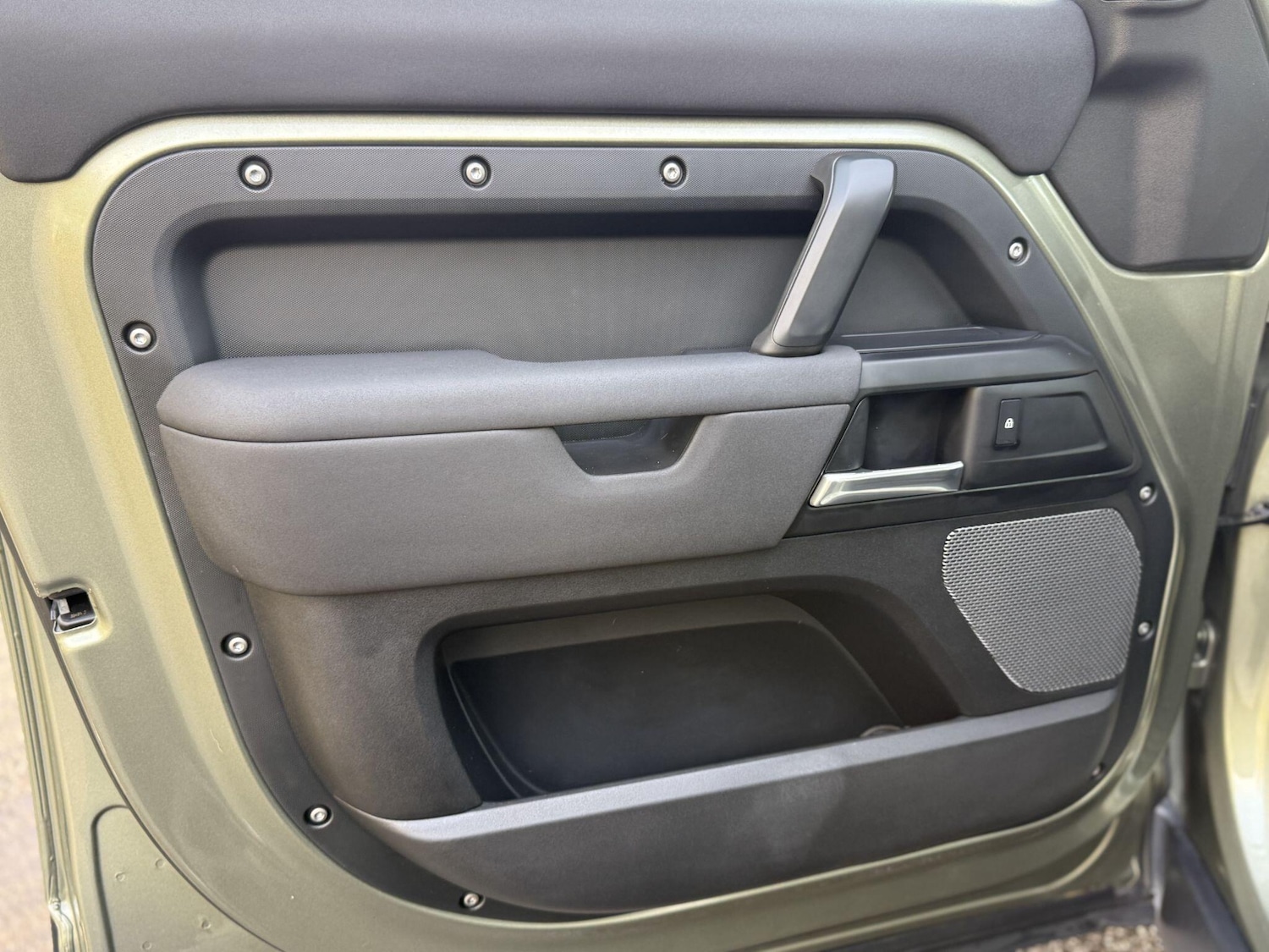 Used Land Rover Defender 2020 for sale - 76743229: Photo 28