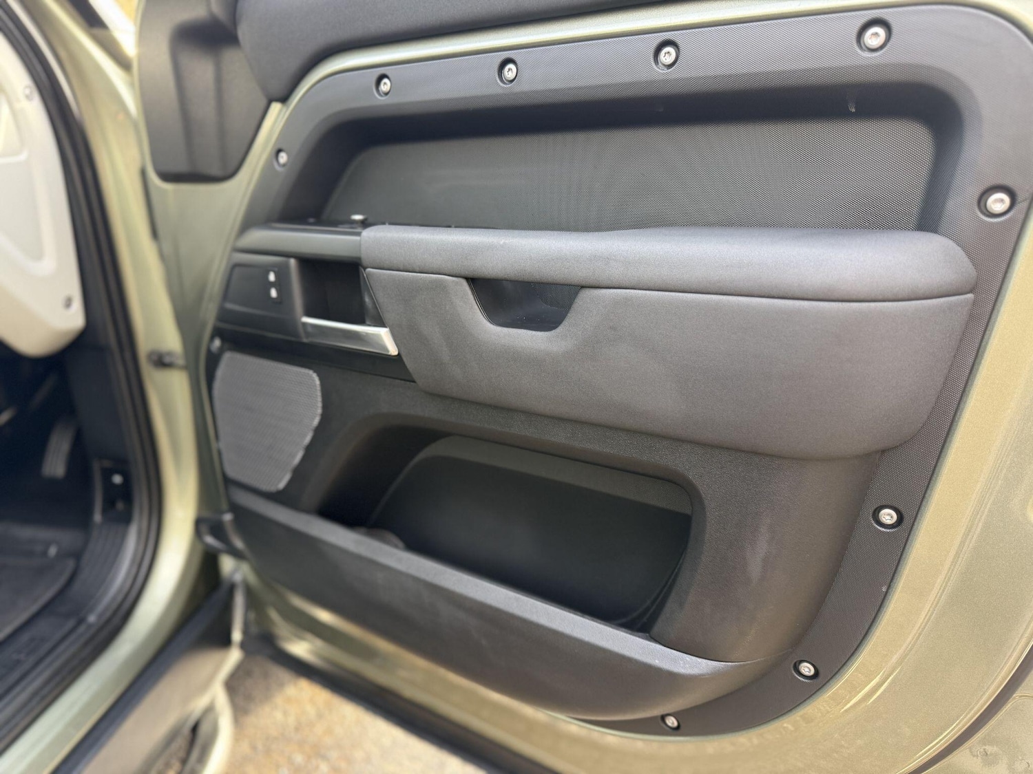 Used Land Rover Defender 2020 for sale - 76743229: Photo 29