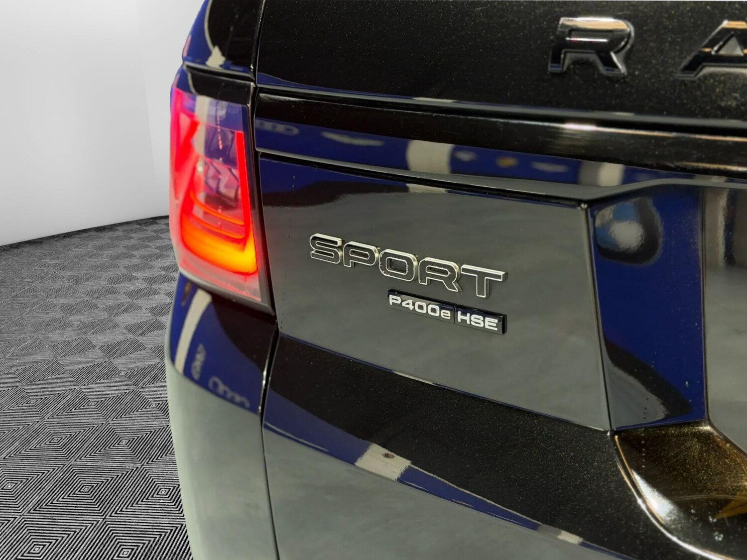 Used Land Rover Range Rover Sport for sale - 77824319: Photo 25