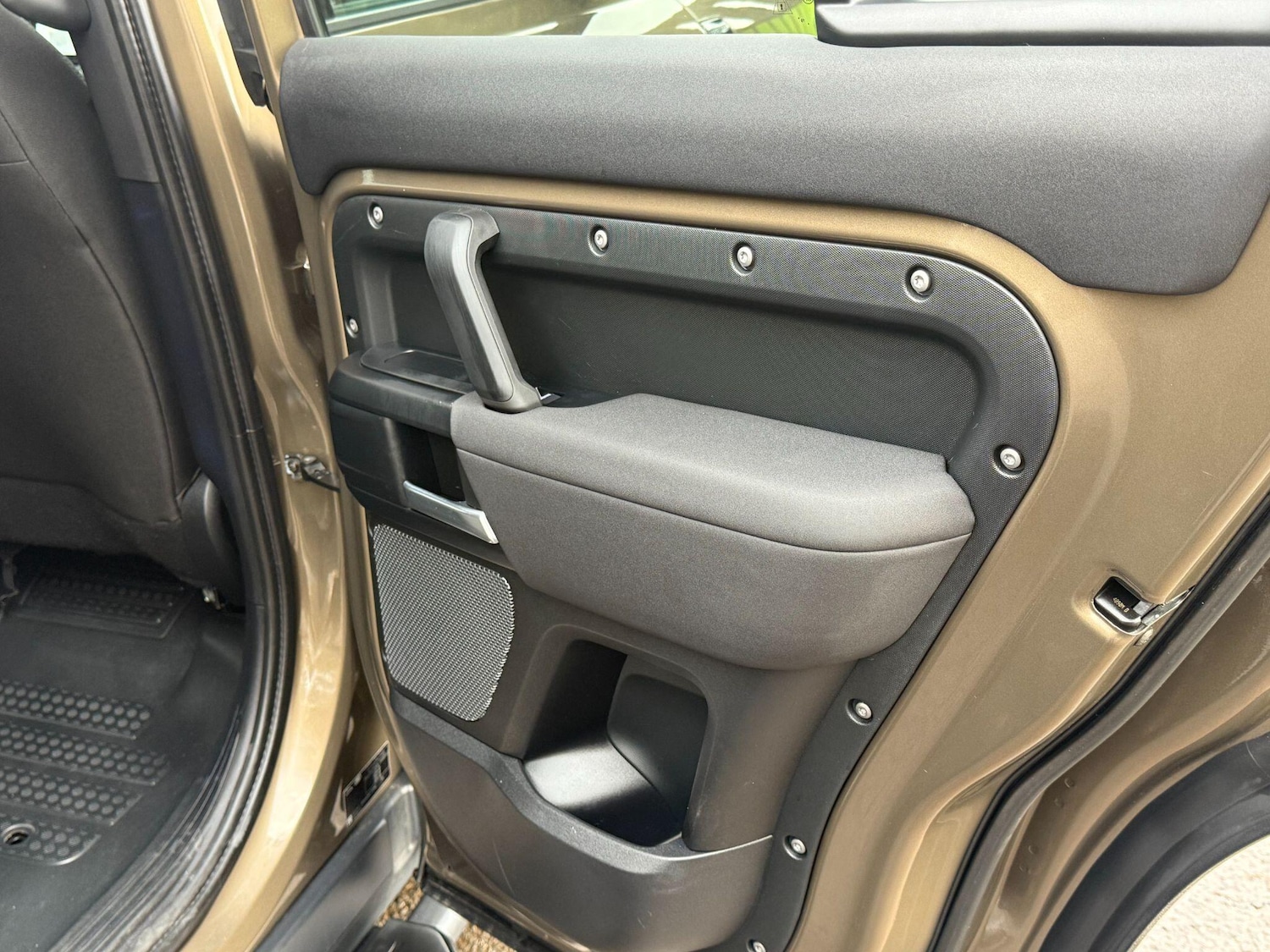 Used Land Rover Defender 2020 for sale - 76561317: Photo 30