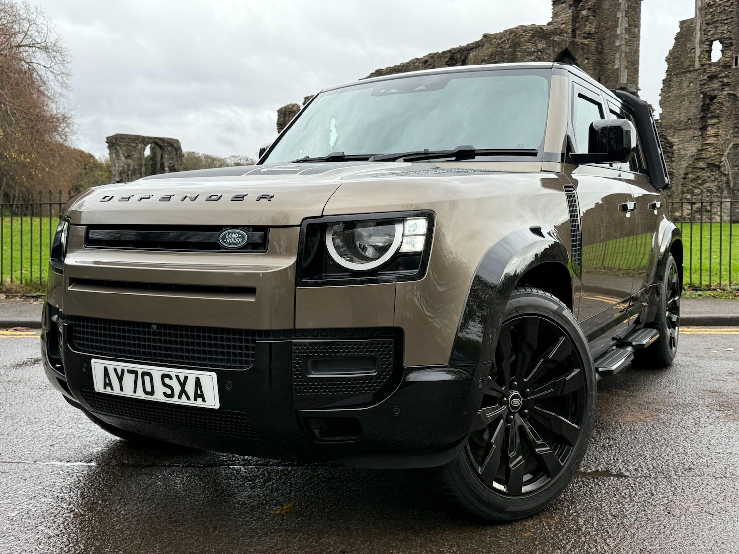 Used Land Rover Defender 2020 for sale - 76561317: Photo 5