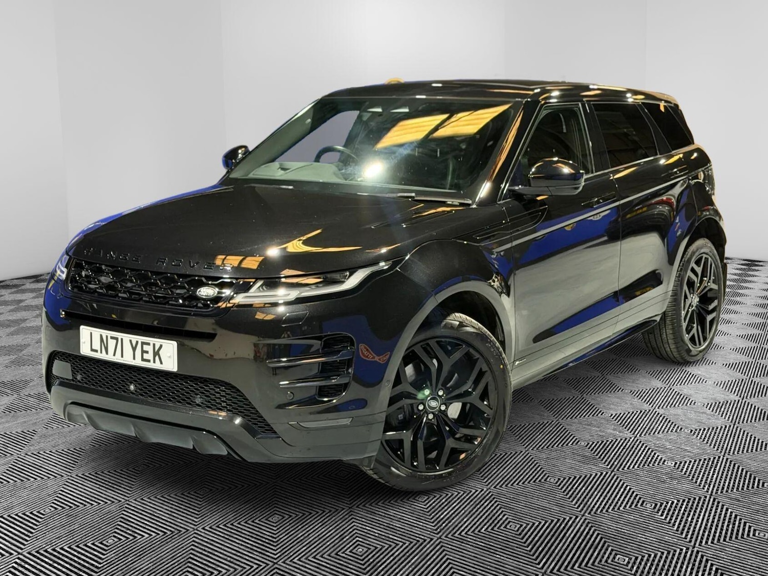 Used Land Rover Range Rover Evoque 2021 for sale - 78019309: Photo 3