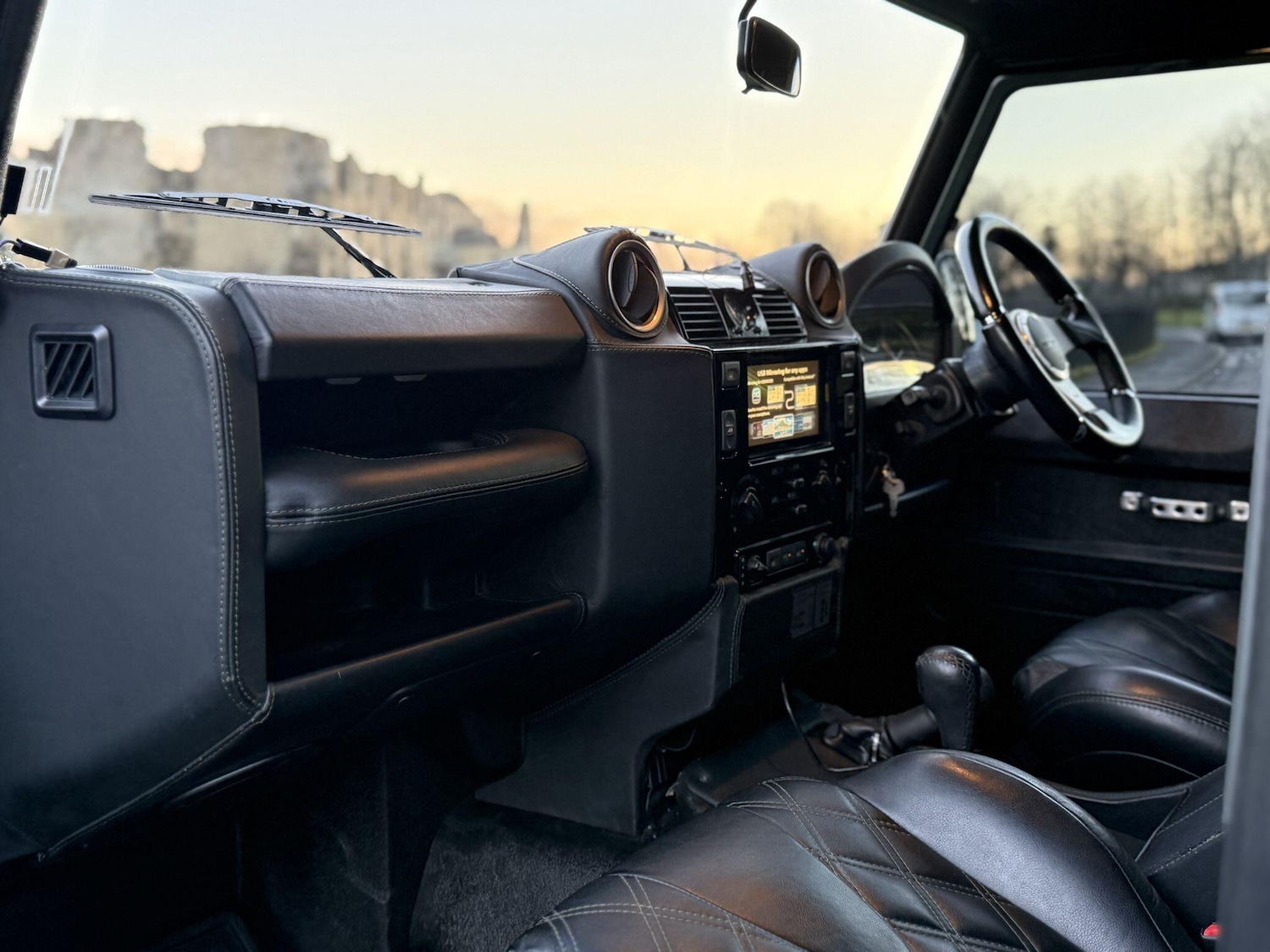 Used Land Rover Defender 2013 for sale - 76976836: Photo 22