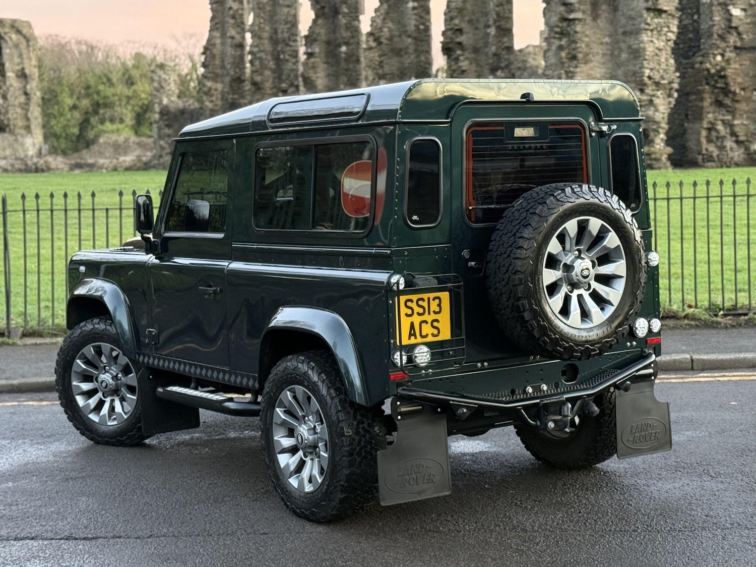 Used Land Rover Defender 2013 for sale - 76976836: Photo 5