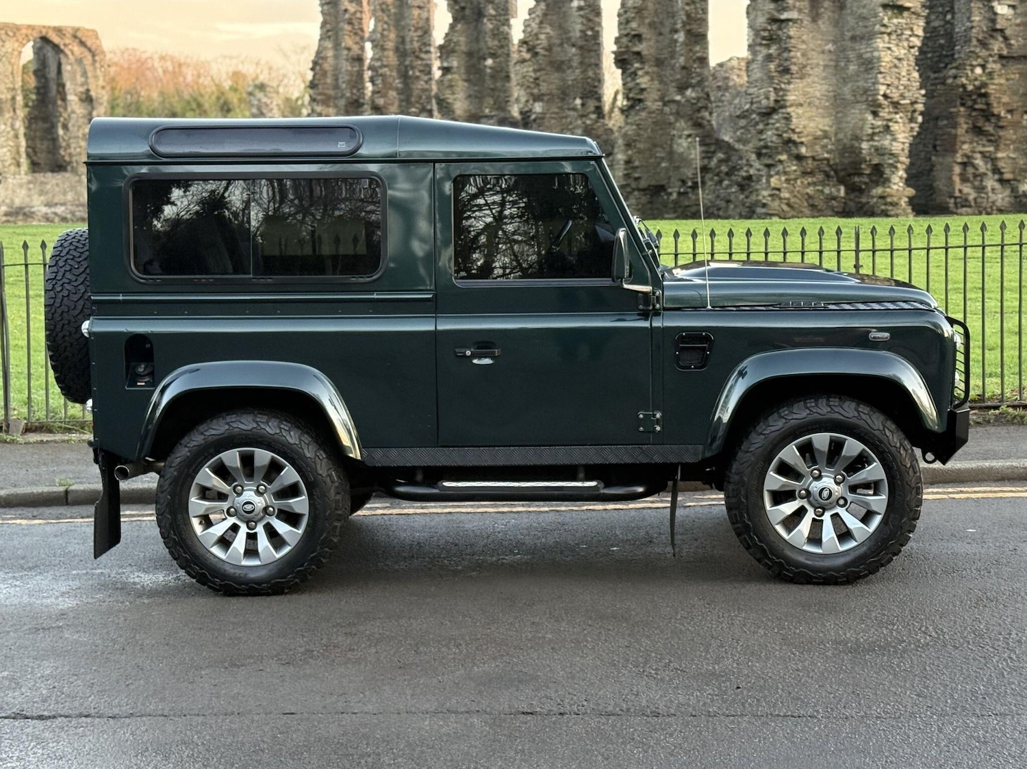 Used Land Rover Defender 2013 for sale - 76976836: Photo 8