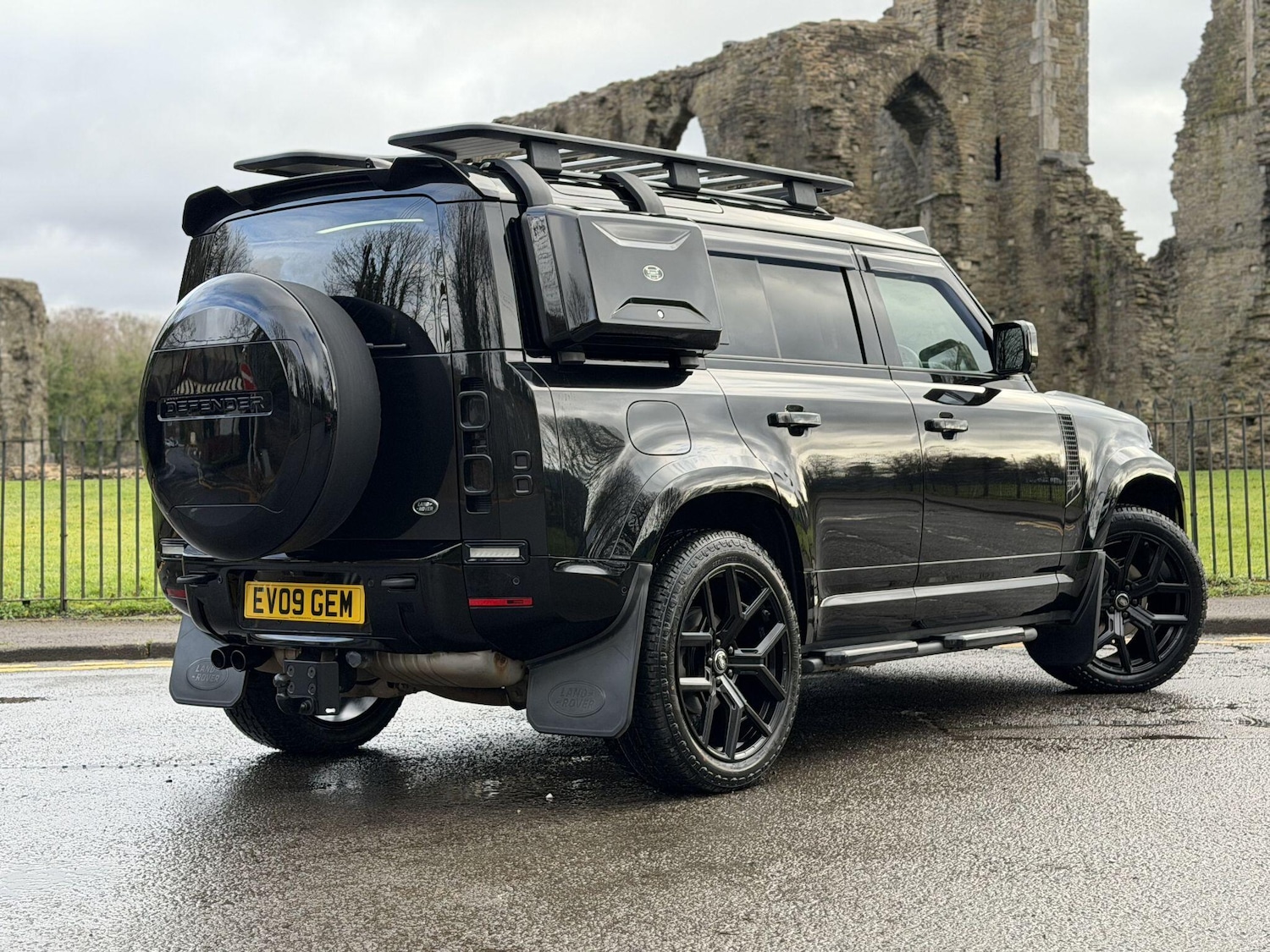 Used Land Rover Defender 110 for sale - 77550123: Photo 7