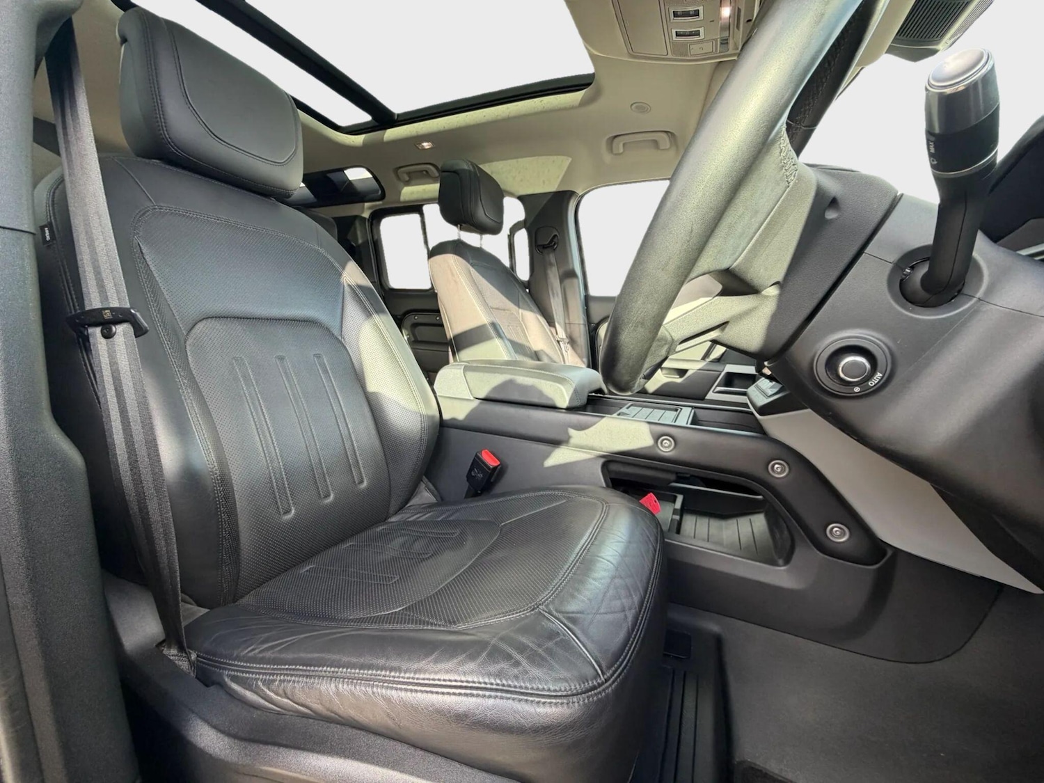 Used Land Rover Defender 2020 for sale - 78086630: Photo 38