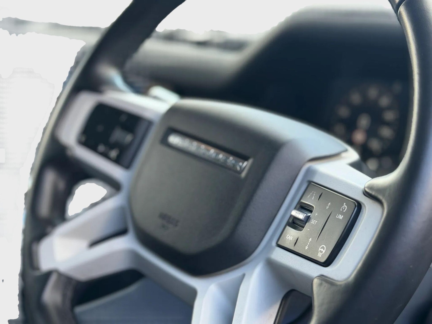 Used Land Rover Defender 2020 for sale - 78086630: Photo 40