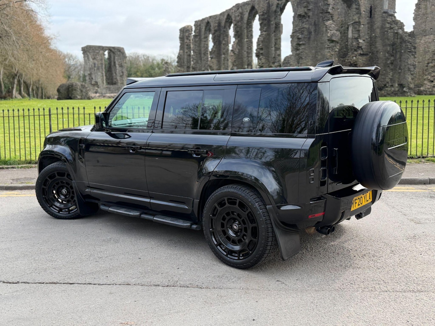 Used Land Rover Defender 2020 for sale - 78086630: Photo 5