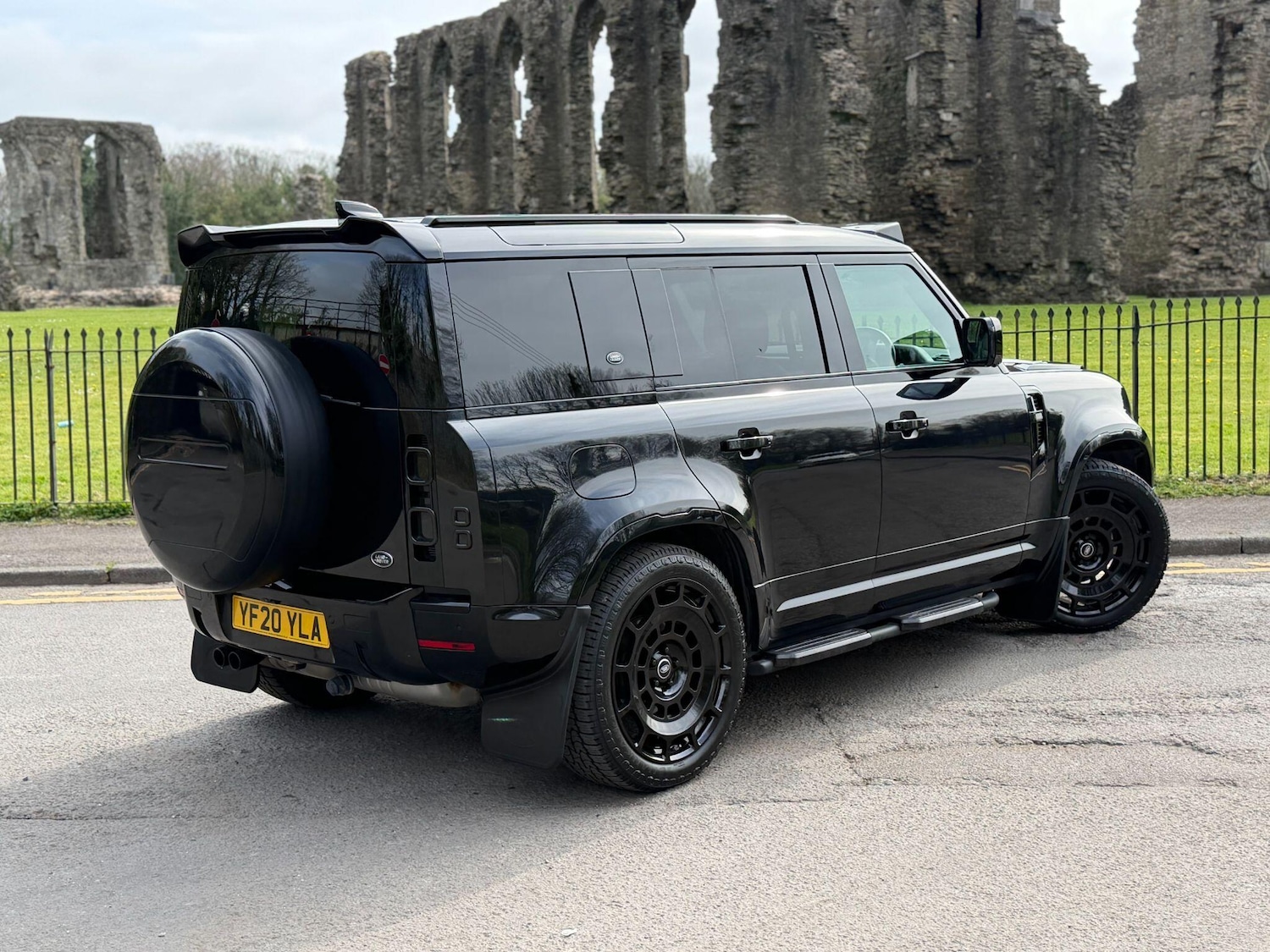 Used Land Rover Defender 2020 for sale - 78086630: Photo 7