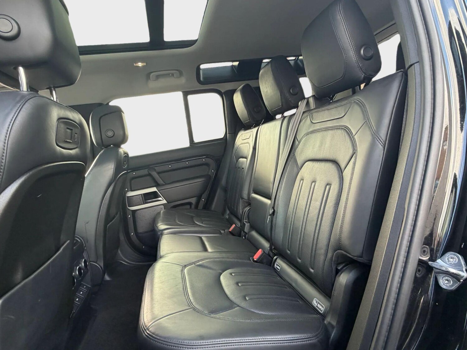 Used Land Rover Defender 2020 for sale - 78086630: Photo 70