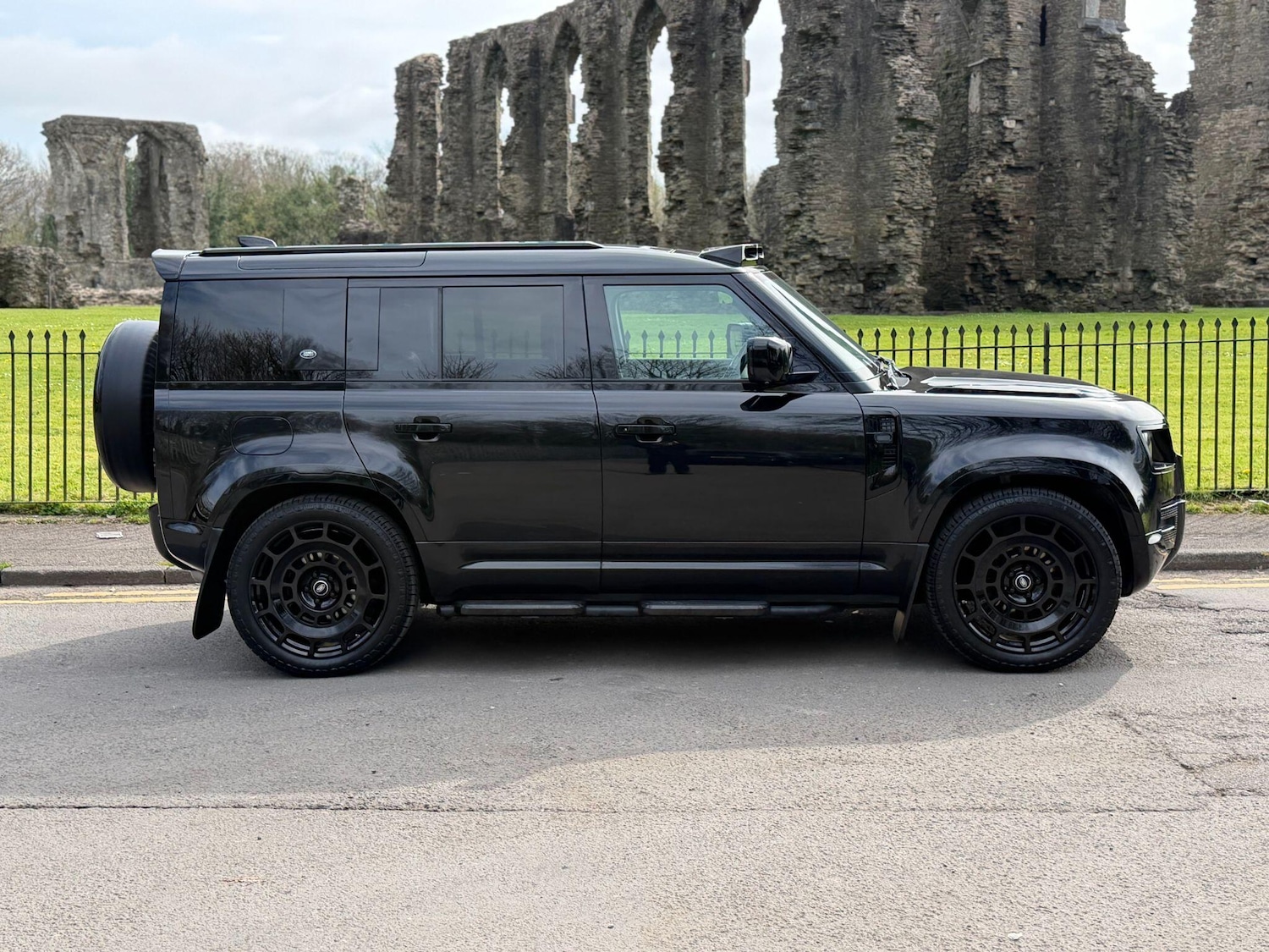 Used Land Rover Defender 2020 for sale - 78086630: Photo 8