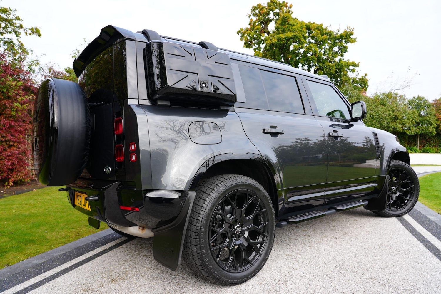 Used Land Rover Defender 110 2021 for sale - 76325895: Photo 11