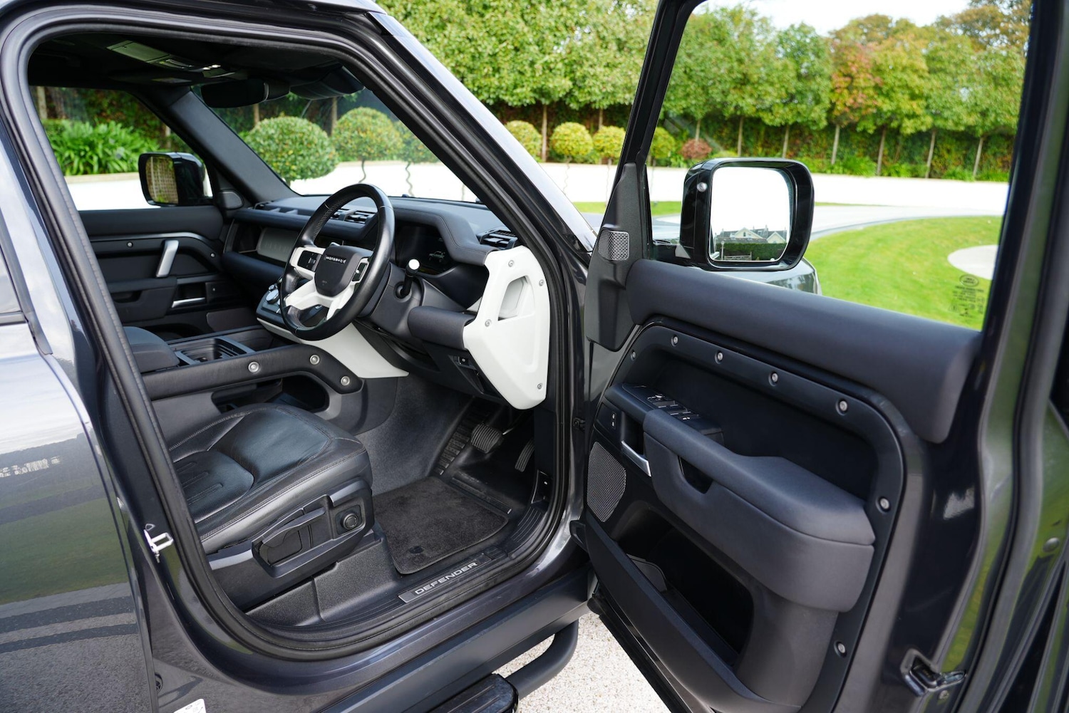 Used Land Rover Defender 110 2021 for sale - 76325895: Photo 18