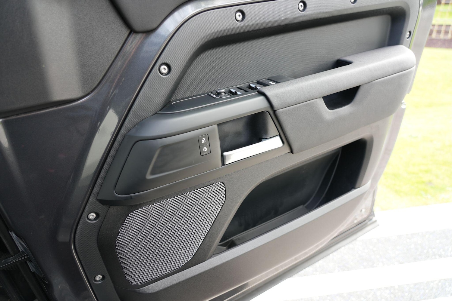 Used Land Rover Defender 110 2021 for sale - 76325895: Photo 19