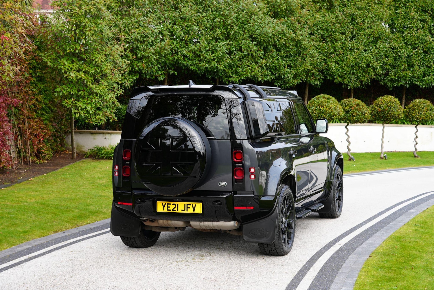 Used Land Rover Defender 110 2021 for sale - 76325895: Photo 9