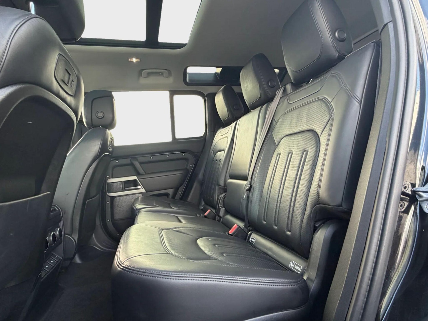 Used Land Rover Defender 2020 for sale - 77909419: Photo 16