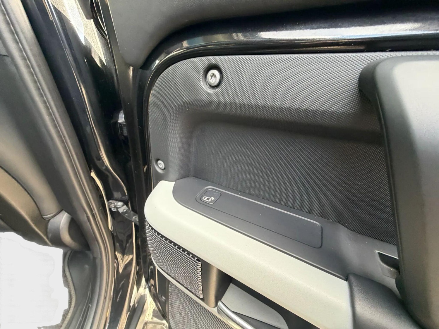 Used Land Rover Defender 2020 for sale - 77909419: Photo 30