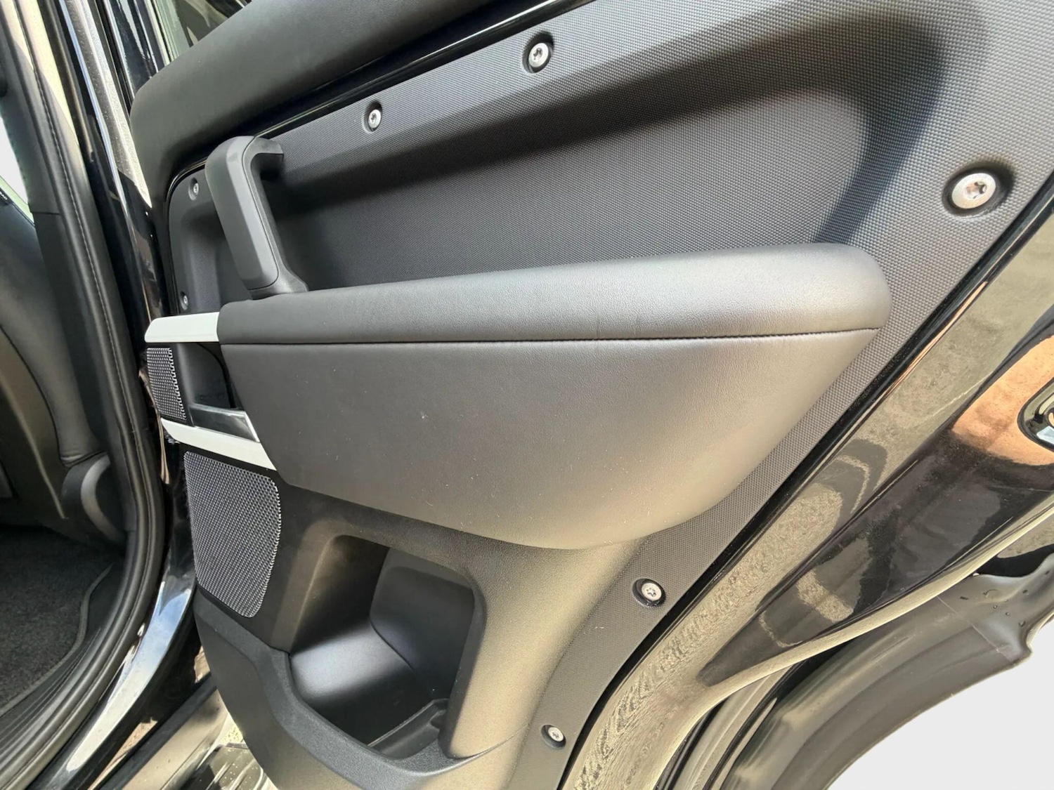 Used Land Rover Defender 2020 for sale - 77909419: Photo 34