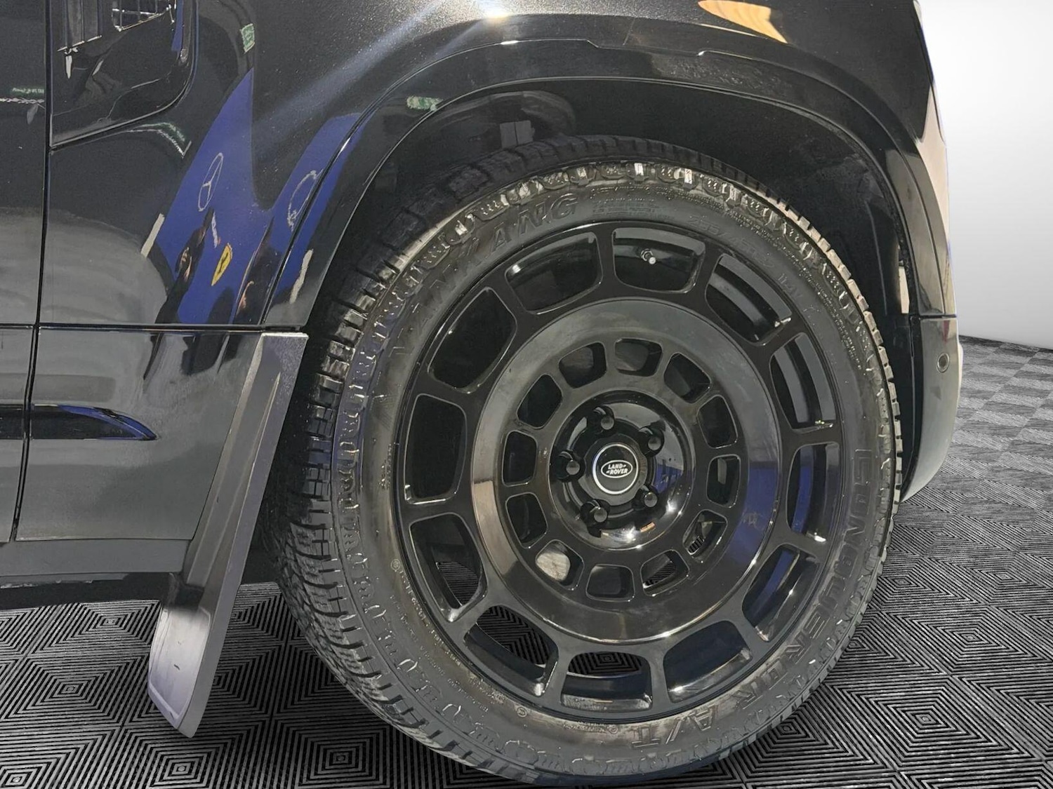 Used Land Rover Defender 2020 for sale - 77909419: Photo 37