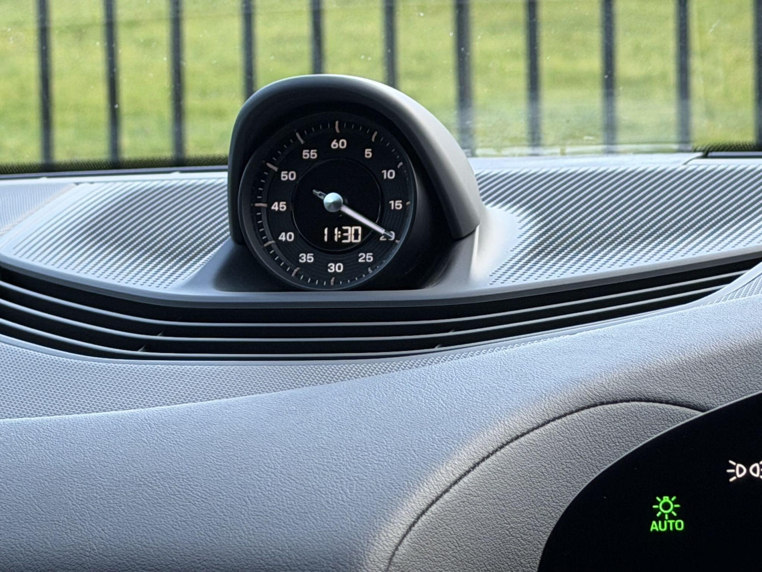 Used Porsche Taycan for sale - 77314806: Photo 22